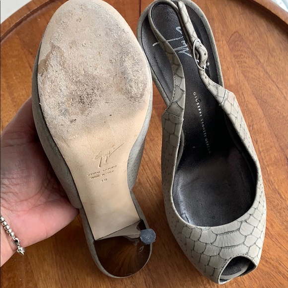 Giuseppe Zanotti Grey Peeptoe Slingback heels - Picture 5 of 7